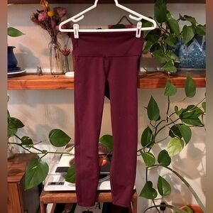 Woman’s Fabletics Burgundy leggings xs